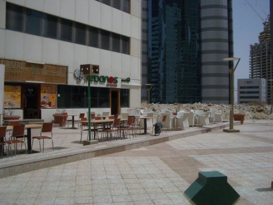 Zwei der Restaurants  Ezdan Hotel Doha