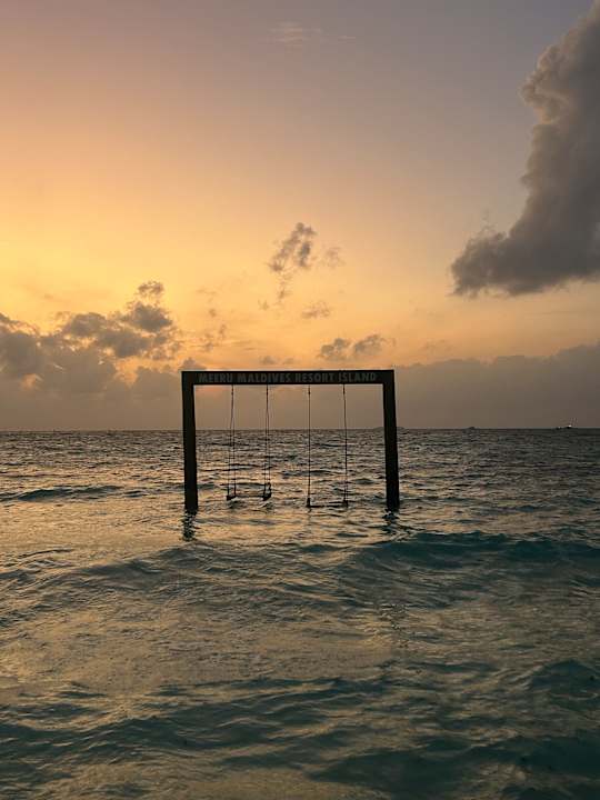 Strand Meeru Maldives Resort Island