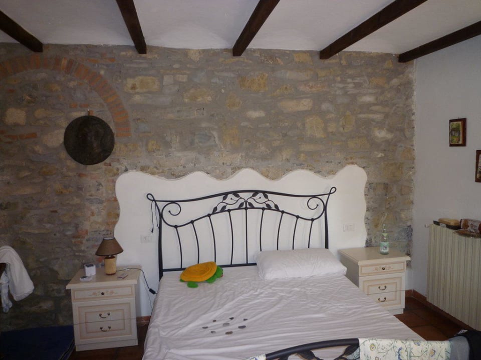 Schlafbereich Zimmer 7 Hotel Campo Di Carlo