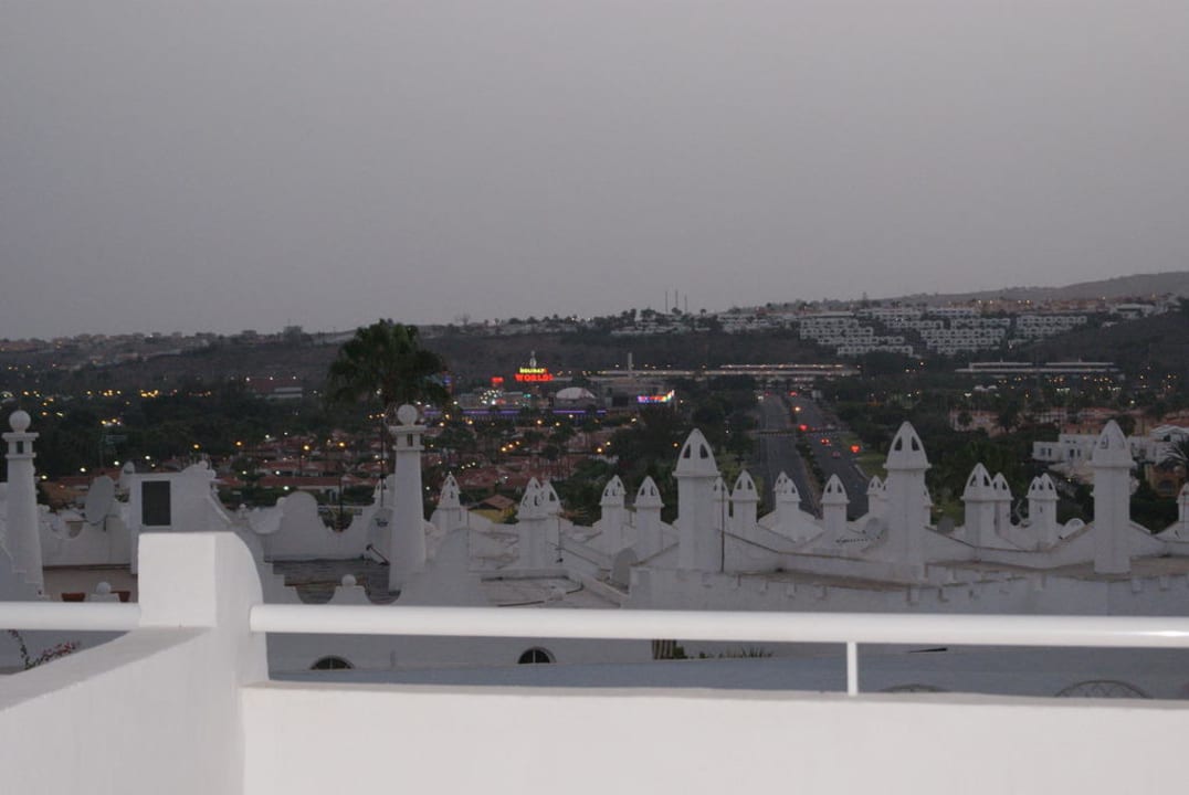 Blick von der Terrasse bei Nacht Sunprime Atlantic View