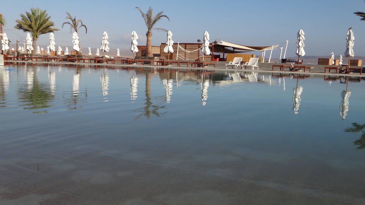 Tolle Poolanlage - wenn nur nicht der Wind wäre DoubleTree by Hilton Resort Paracas
