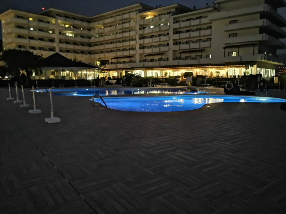 Pool H10 Taburiente Playa