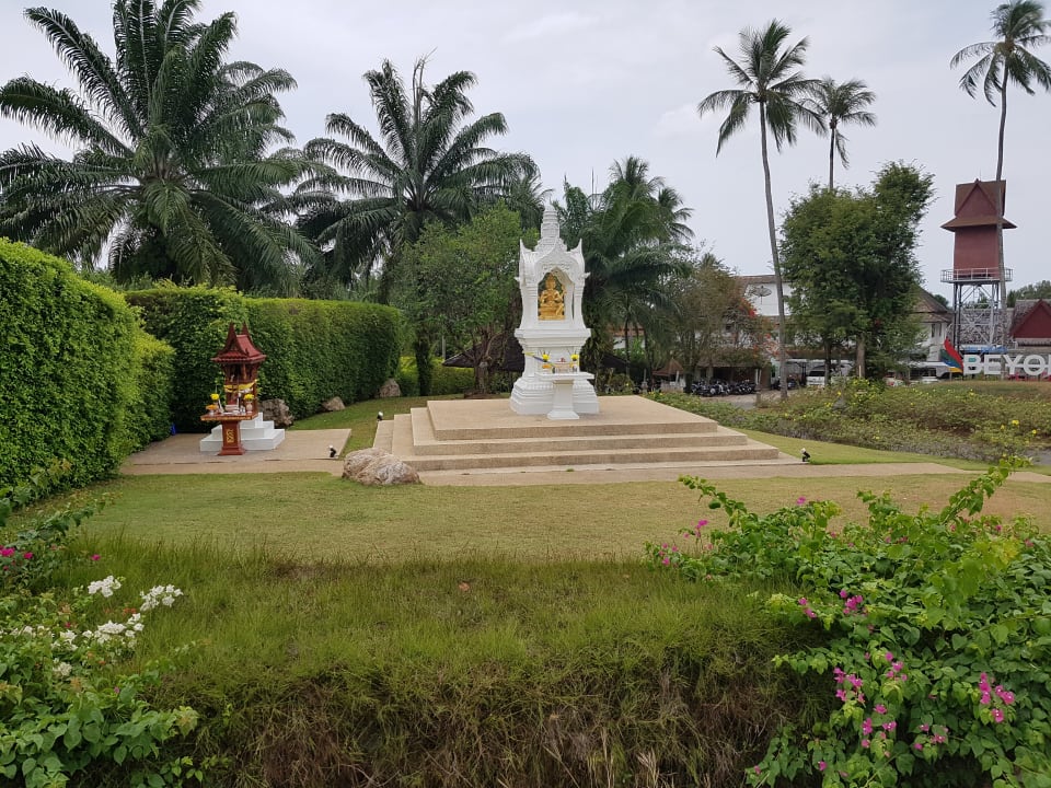 Spaziergang Dusit Thani Krabi Beach Resort