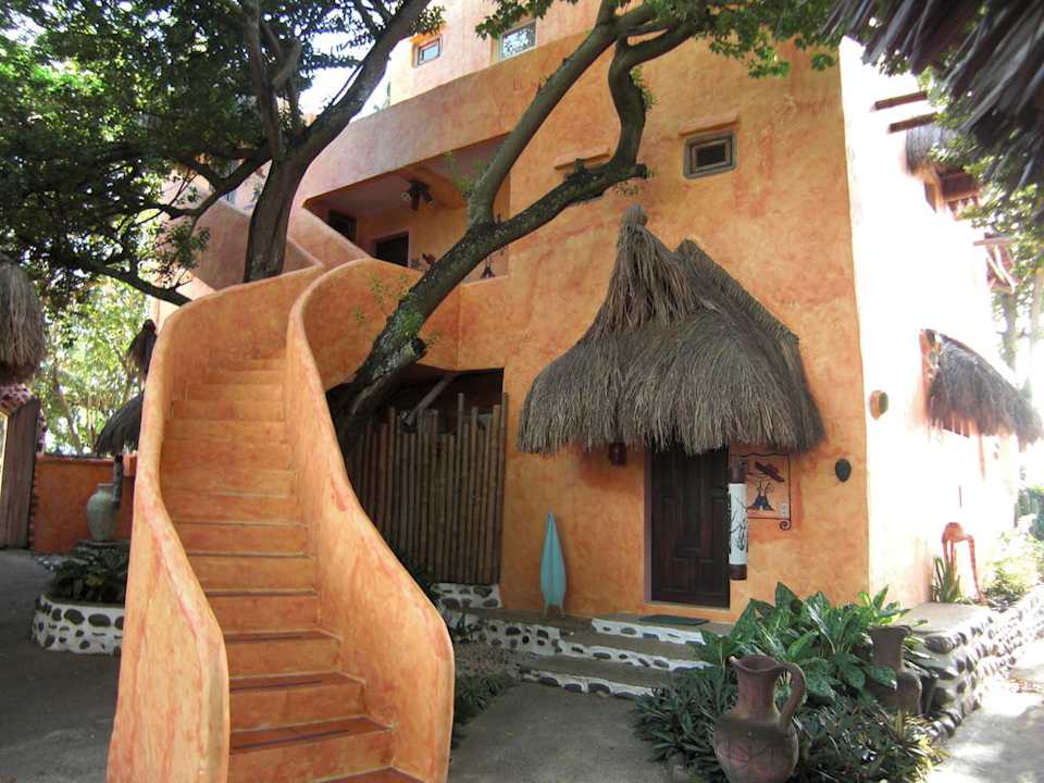 Haus neben Tauchbasis Hotel El Dorado Beach Resort