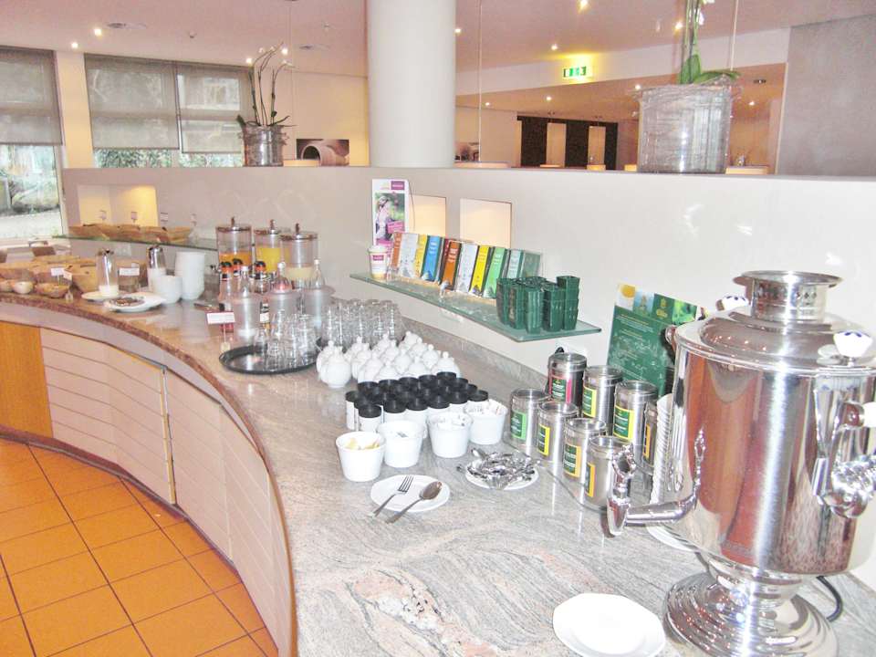 Kaffee & Tee Leonardo Hotel Hamburg Airport