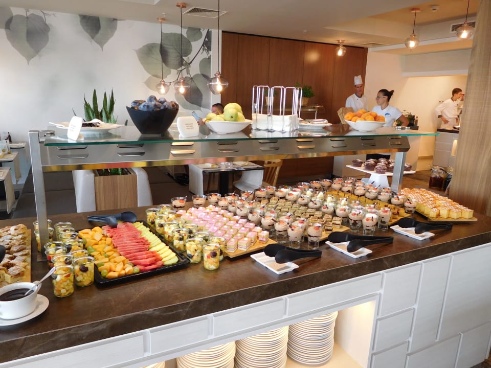 Restaurant Valamar Girandella Designed for Adults