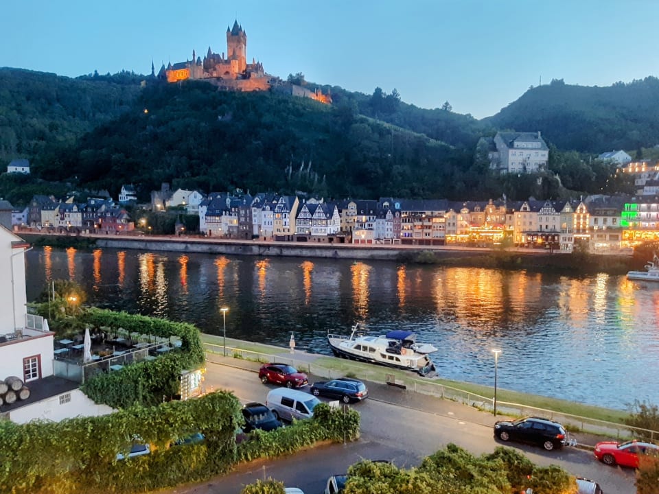 Ausblick Moselstern Hotel Brixiade & Triton