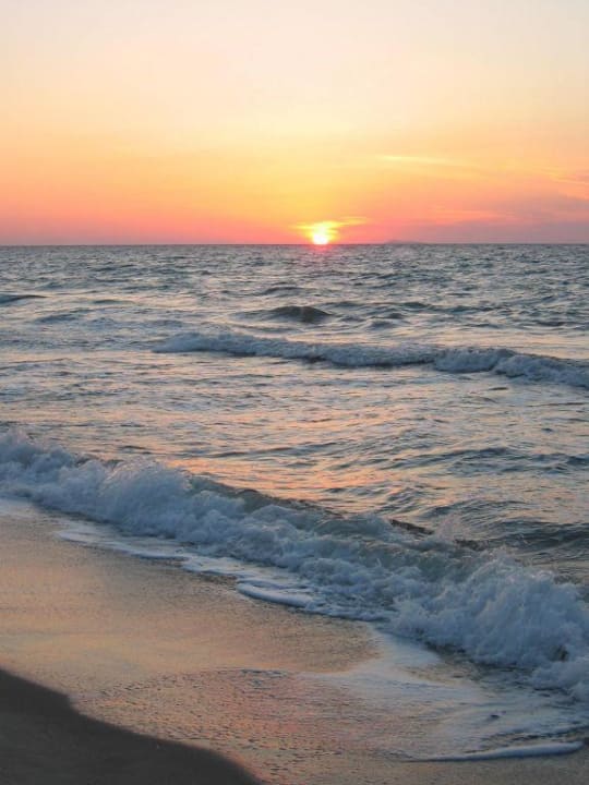 Neptun Stand (Sonnenuntergang) Neptune Luxury Resort