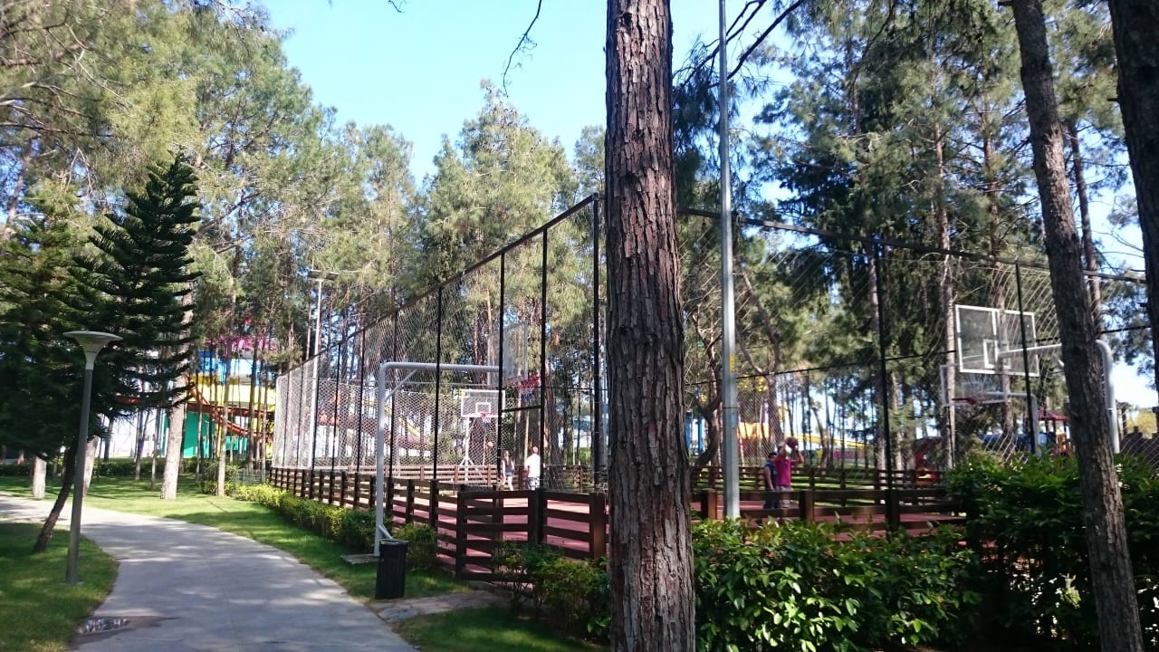 Basketballplatz Rixos Sungate