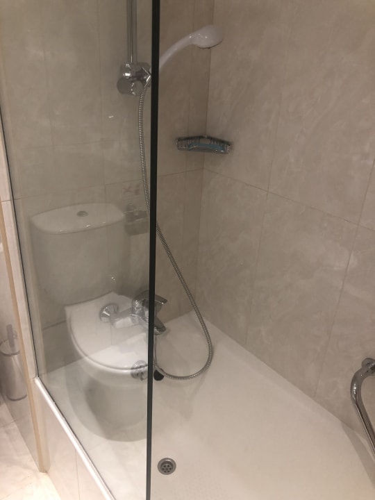 Zimmer Adams Beach Hotel