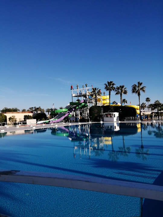 Pool Hotel Miracle Resort