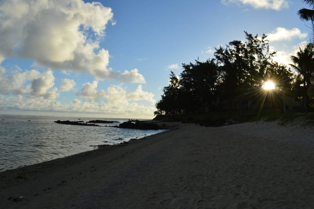 Outrigger Resort & Spa Outrigger Mauritius Beach Resort