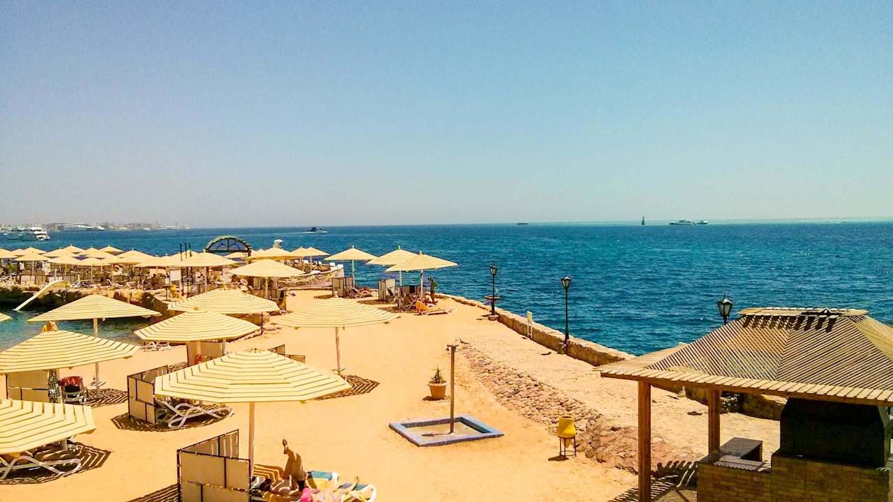 Feiner Sandstrand SUNRISE Holidays Resort (Adults Only)