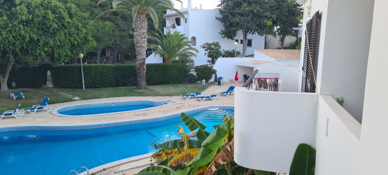 Pool Hotel Turiquintas