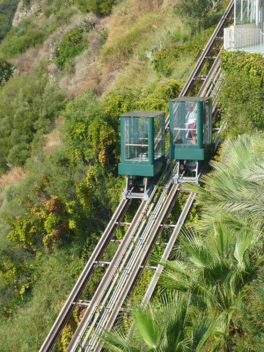 Glasbahn Hotel Antares