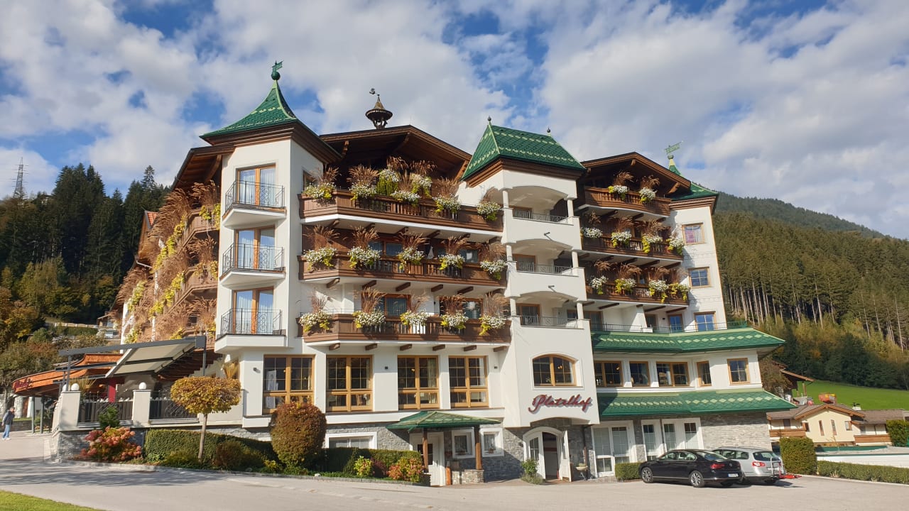 Außenansicht Platzlhof - Mein Hotel im Zillertal