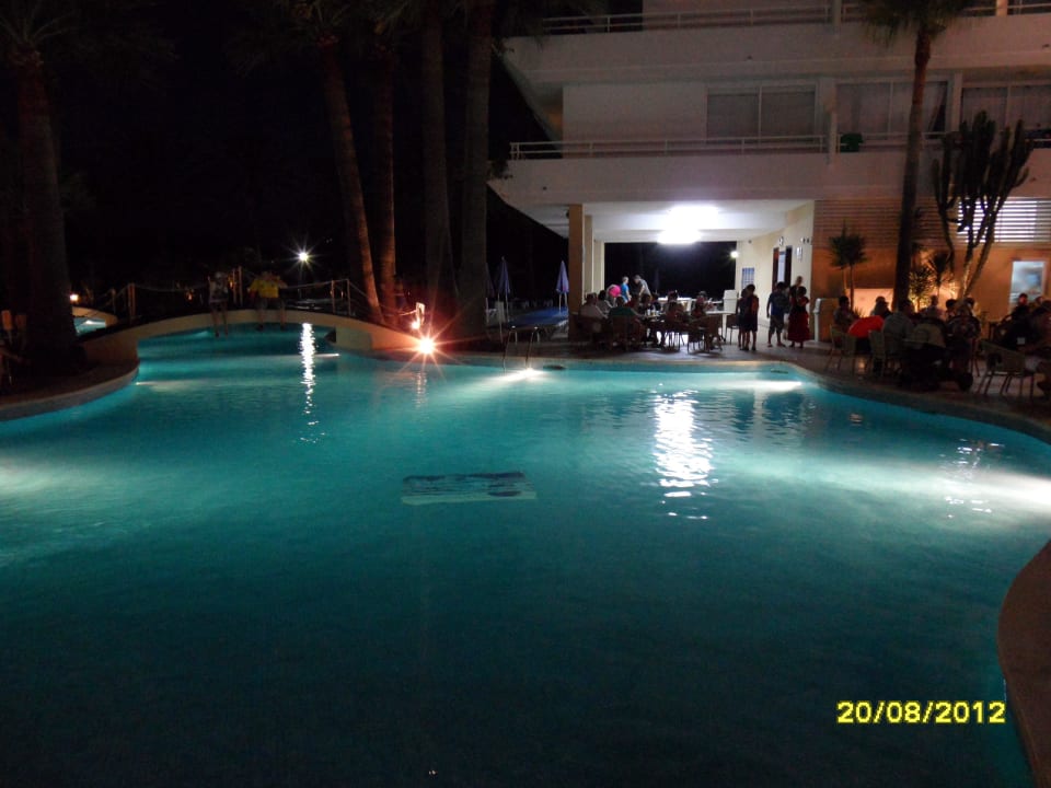 Nachts VIVA Eden Lago