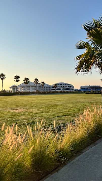 Gartenanlage Jacaranda Luxury Resort