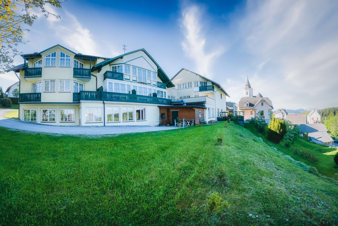 Außenansicht Landhotel Schwaiger