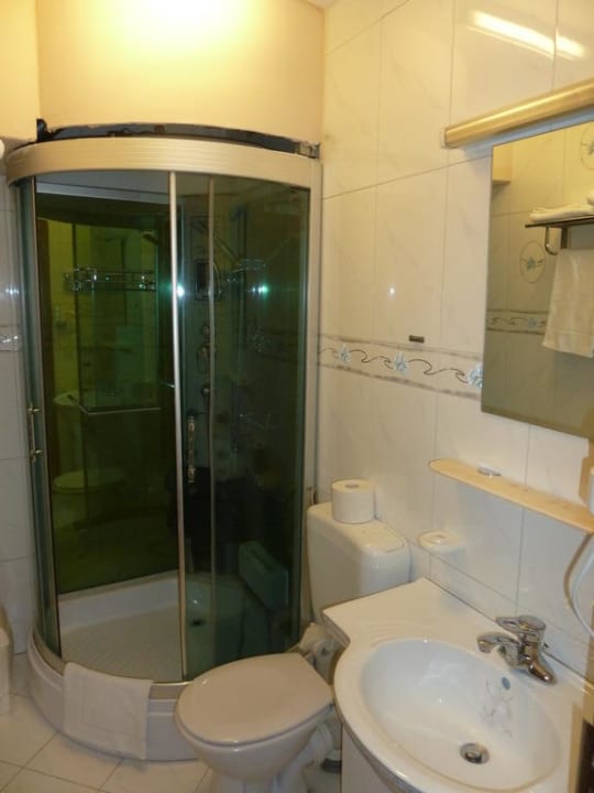 Badezimmer mit Ekelfaktor Hotel Nevada Hamburg