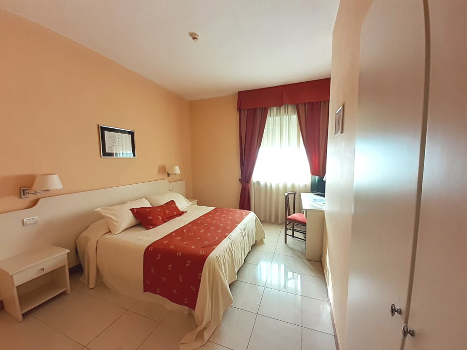 Zimmer Barion Hotel & Congressi