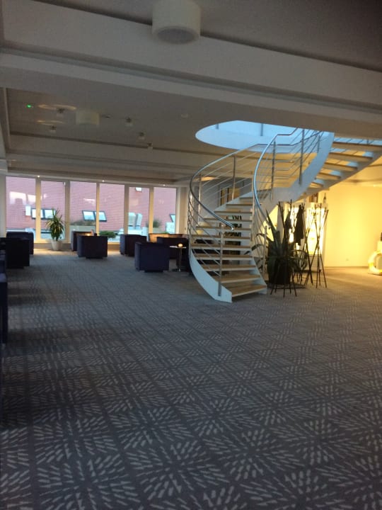 Lobby Grand Lubicz – Uzdrowisko Ustka