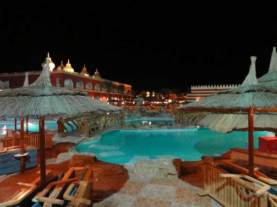 Großer Hauptpool Pickalbatros Alf Leila Wa Leila Resort - Neverland Hurghada