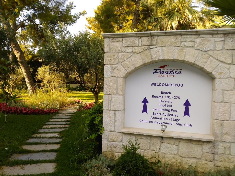 Gartenanlage Hotel Portes Beach