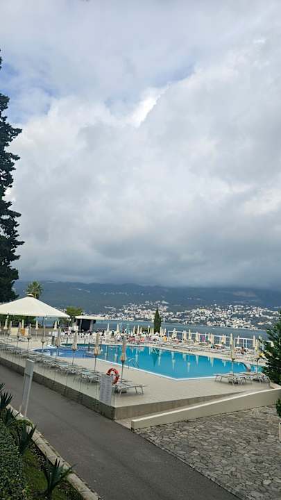 Pool Iberostar Waves Herceg Novi