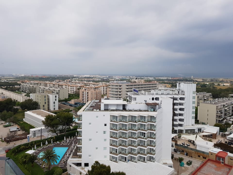 Ausblick ins Hinterland Hotel HM Gran Fiesta