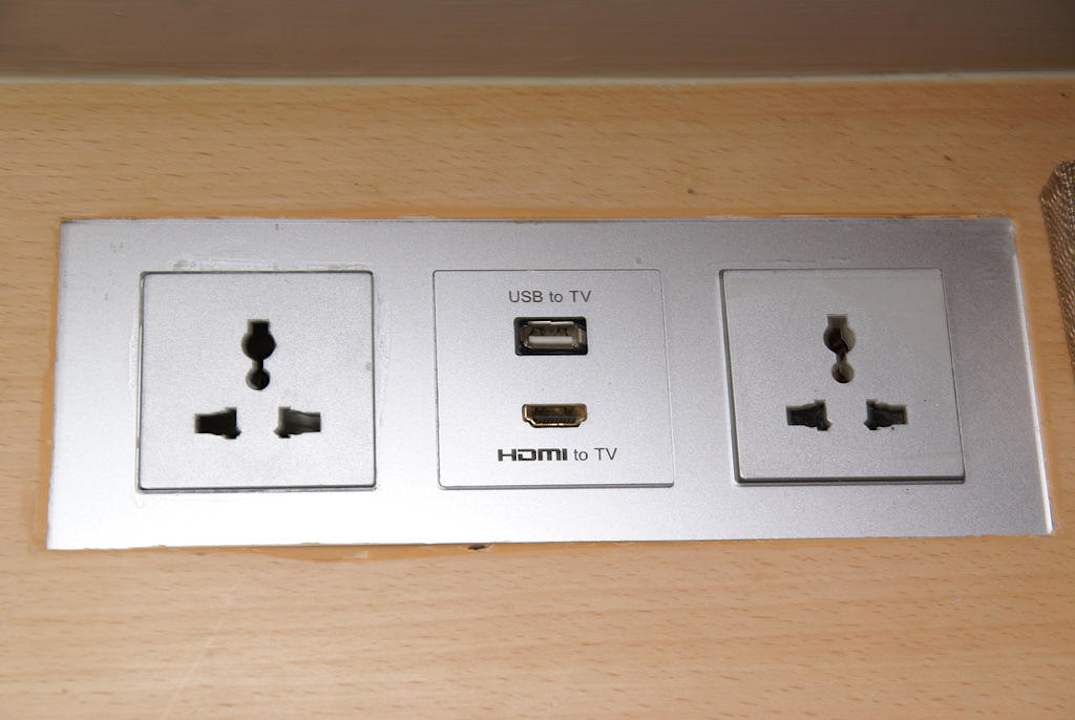 Connectivity Hotel Solo Sukhumvit 2