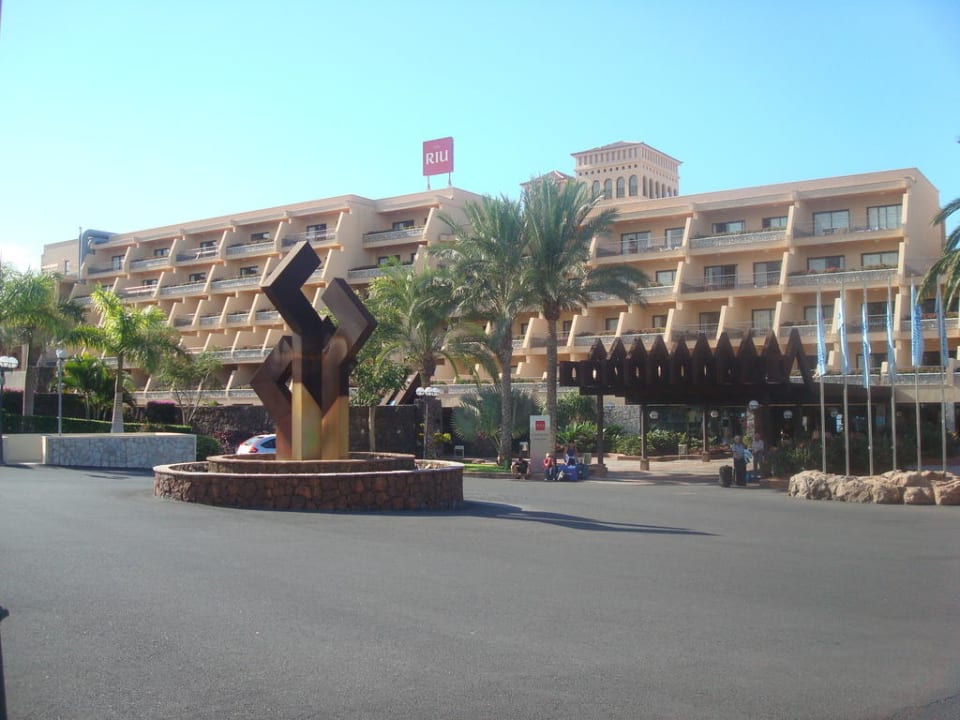 Hoteleingang Hotel Riu Buenavista