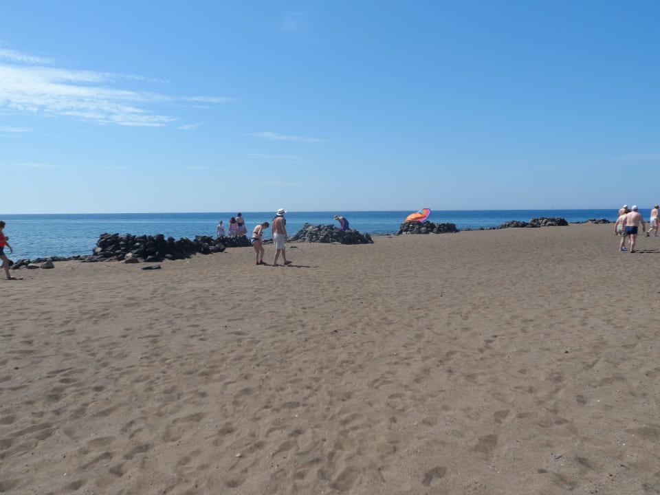 Rechts herum nur wenige Meter  Hotel Las Costas