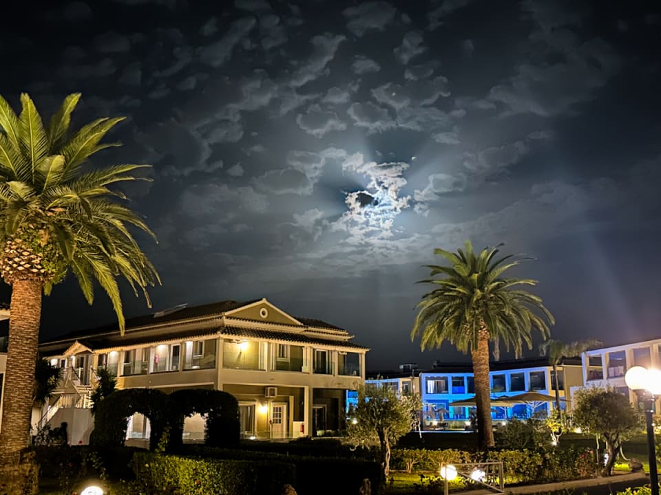 Außenansicht Vissalo by Acharavi Beach