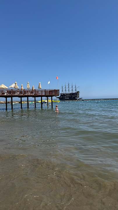 Strand Haydarpasha Palace