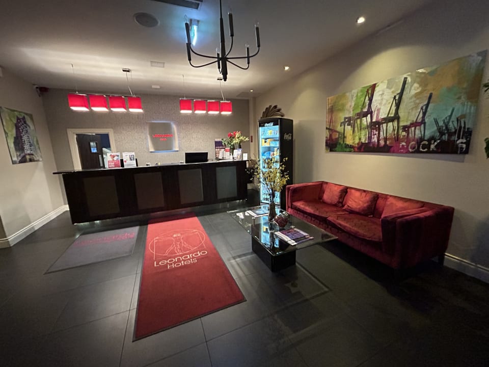Lobby Leonardo Hotel Hamburg Elbbrücken
