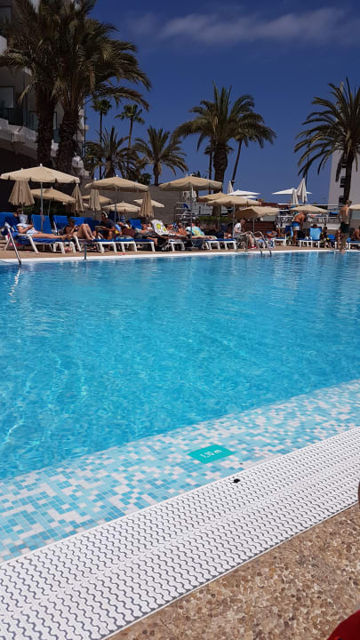 Pool Bull Escorial & Spa