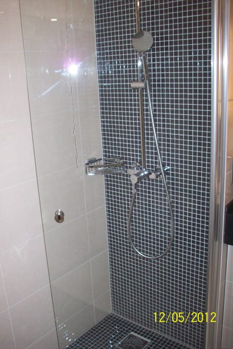 Dusche Radisson Blu Conference Hotel, Düsseldorf