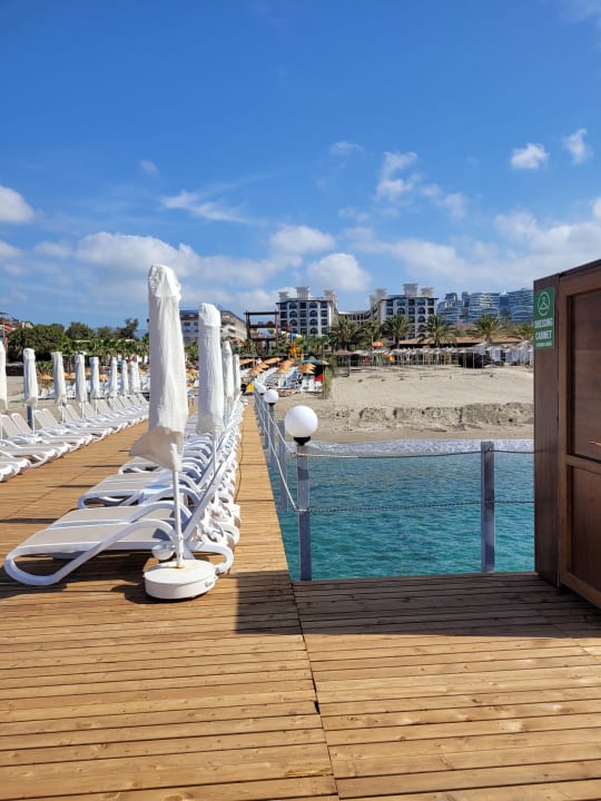 Strand Dizalya Palm Garden