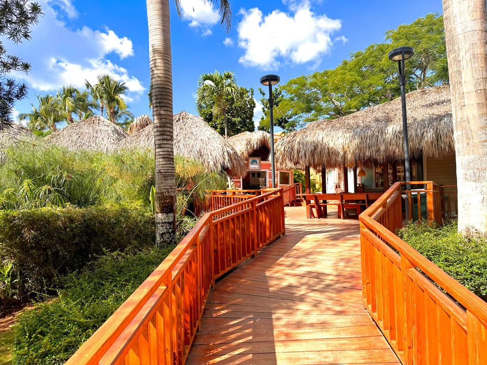 Außenansicht Hotel Viva Dominicus Palace by Wyndham-All Inclusive Resort