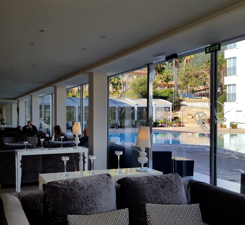 Lobby La Pergola Aparthotel