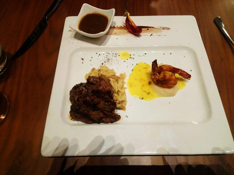 Gastro Acanthus Cennet Barut Collection