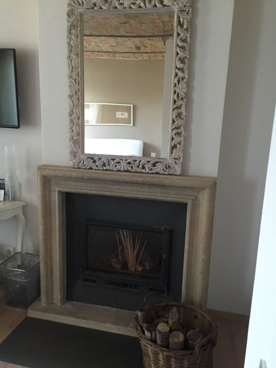 Cheminee La Cascina - Langhe Country House