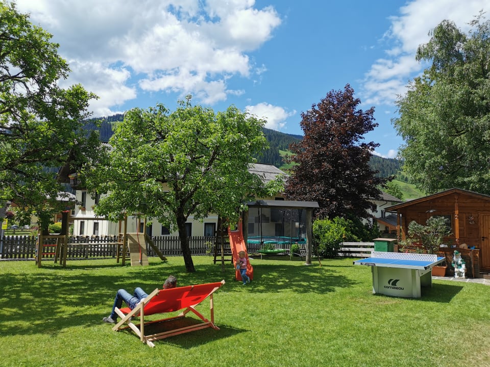 Gartenanlage Oberauer Wagrain - Die Eco Familien Hotelpension (B&B)