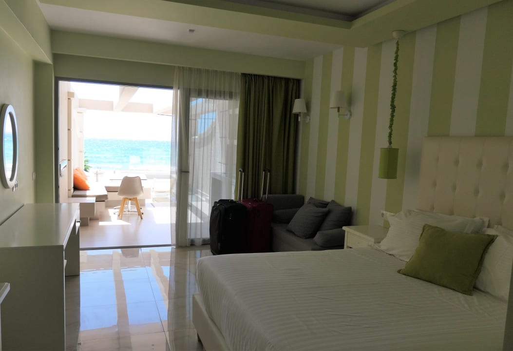Zimmer Agios Gordios Beach Resort