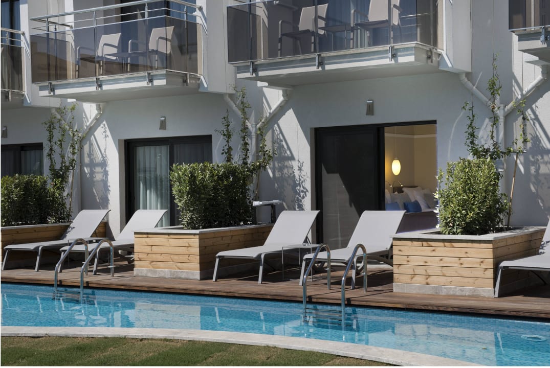 Mix Section Swim Up Akra Fethiye Tui Blue Sensatori