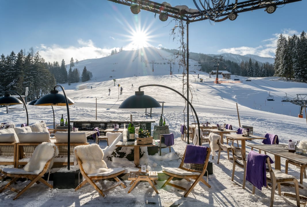 Gastro Holzhotel Forsthofalm