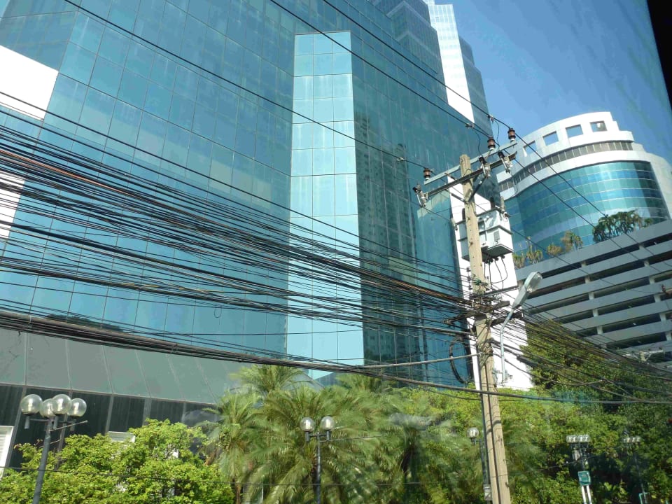 Bangkok The Promenade Hotel