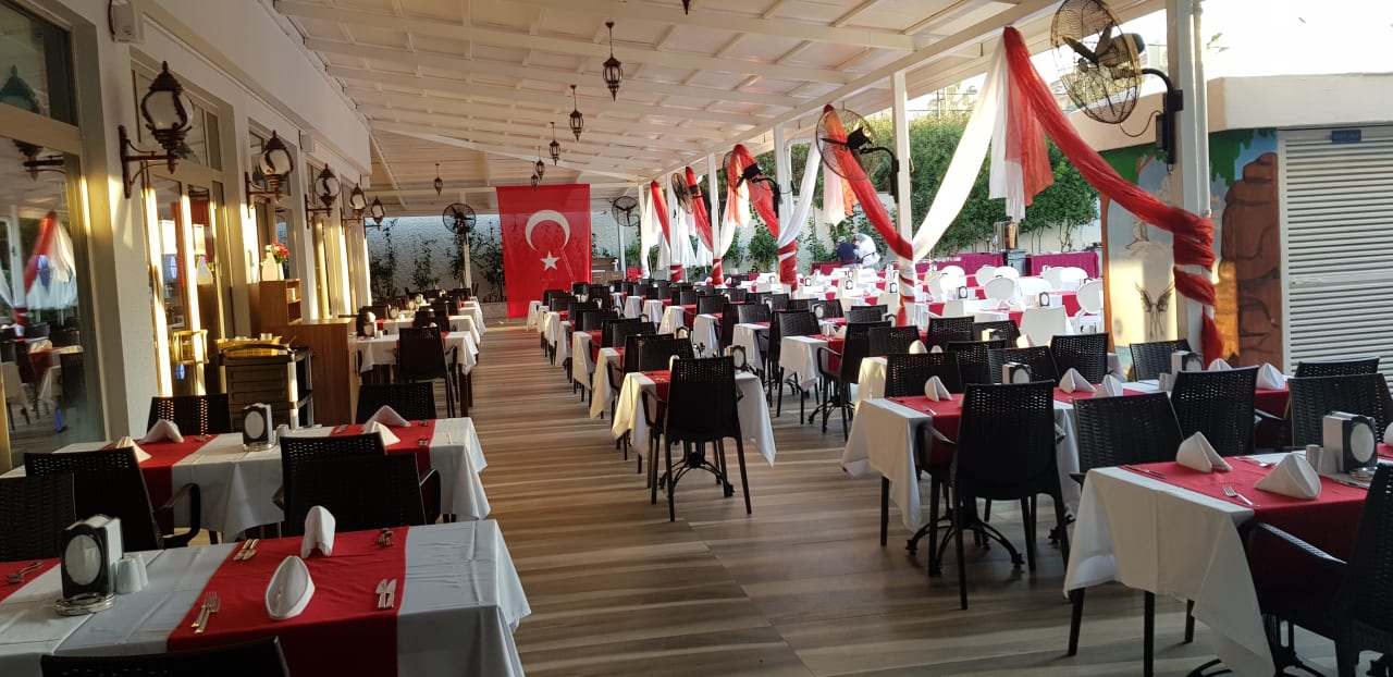 Gastro Side Aquamarin Resort & Spa