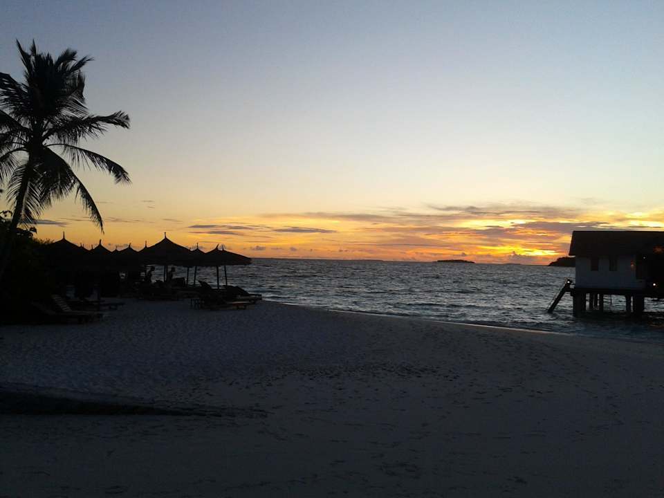 2 NH Collection Maldives Reethi Resort